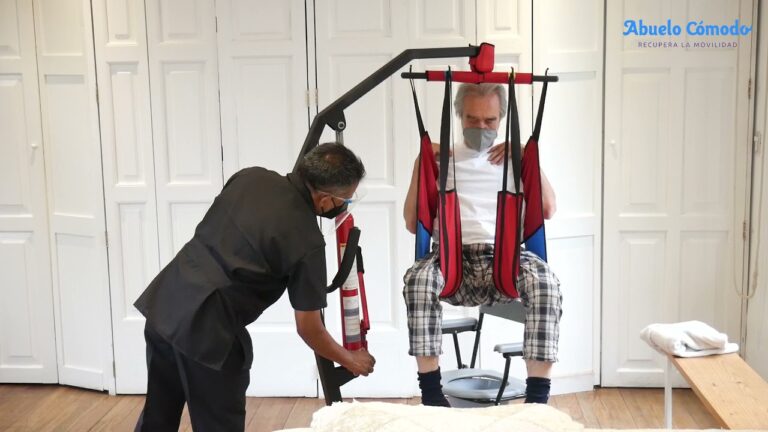 Sillas de ducha: Comodidad y seguridad en equipos m&eacute;dicos