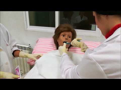 Cuidado Oral Esencial para Usuarias de Pr&oacute;tesis Dentales