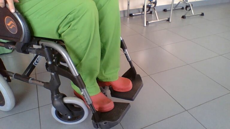 Consejos Esenciales para el Mantenimiento de Sillas de Ruedas